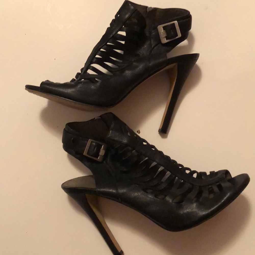 Vince Camuto Cutout Heels (Size 9)